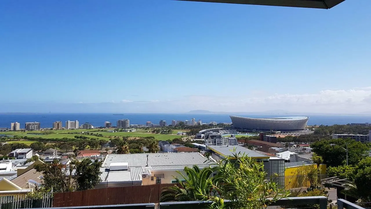 Cape Town Skyroof Apartment Loadshed Proof Ocean Views 0*, Ciudad del Cabo